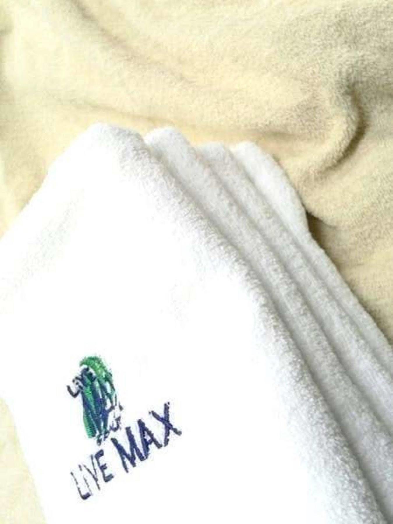 Hotel Livemax Budget Iyo Mishima Shikokuchuo Eksteriør billede