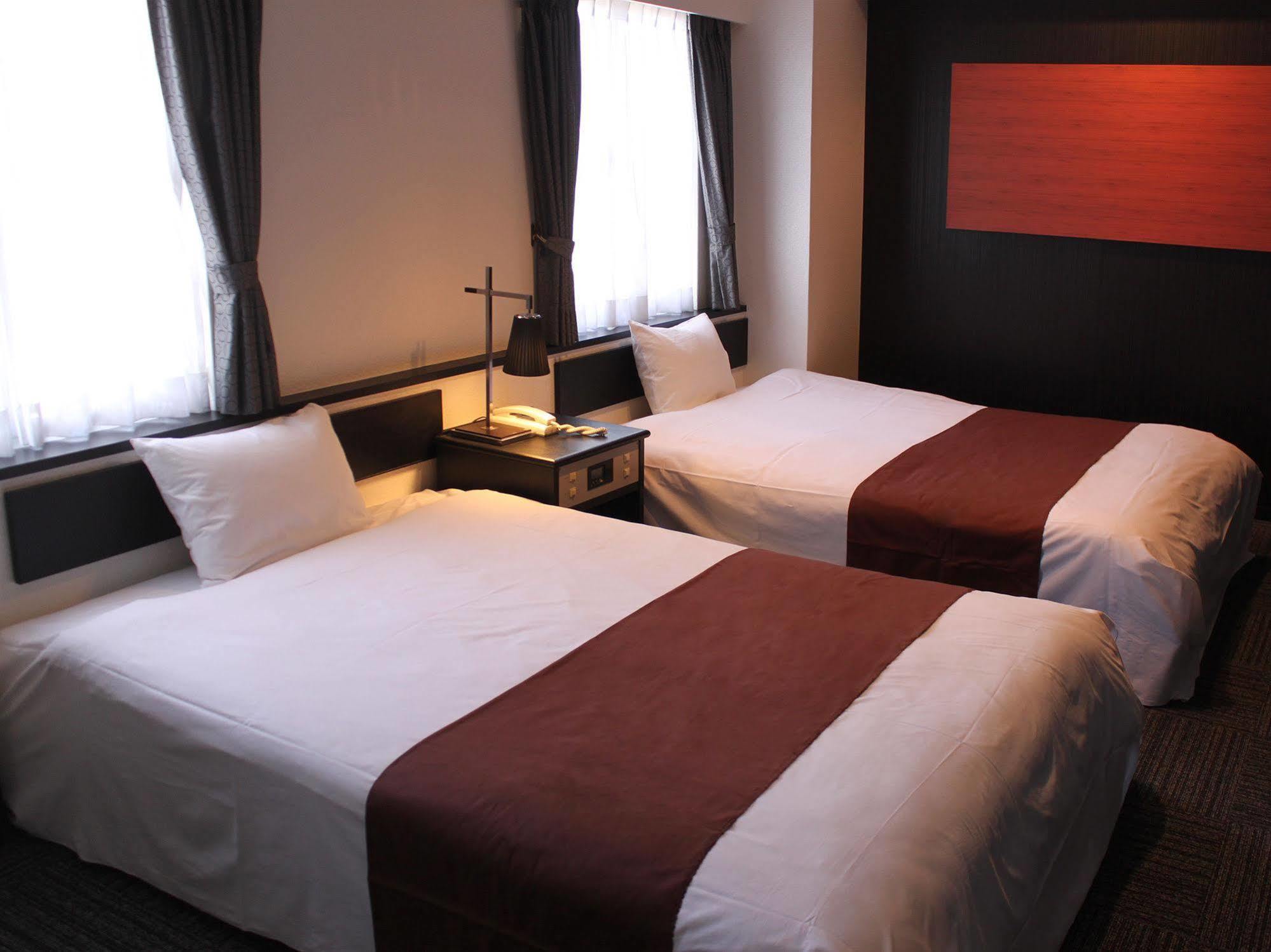 Hotel Livemax Budget Iyo Mishima Shikokuchuo Eksteriør billede
